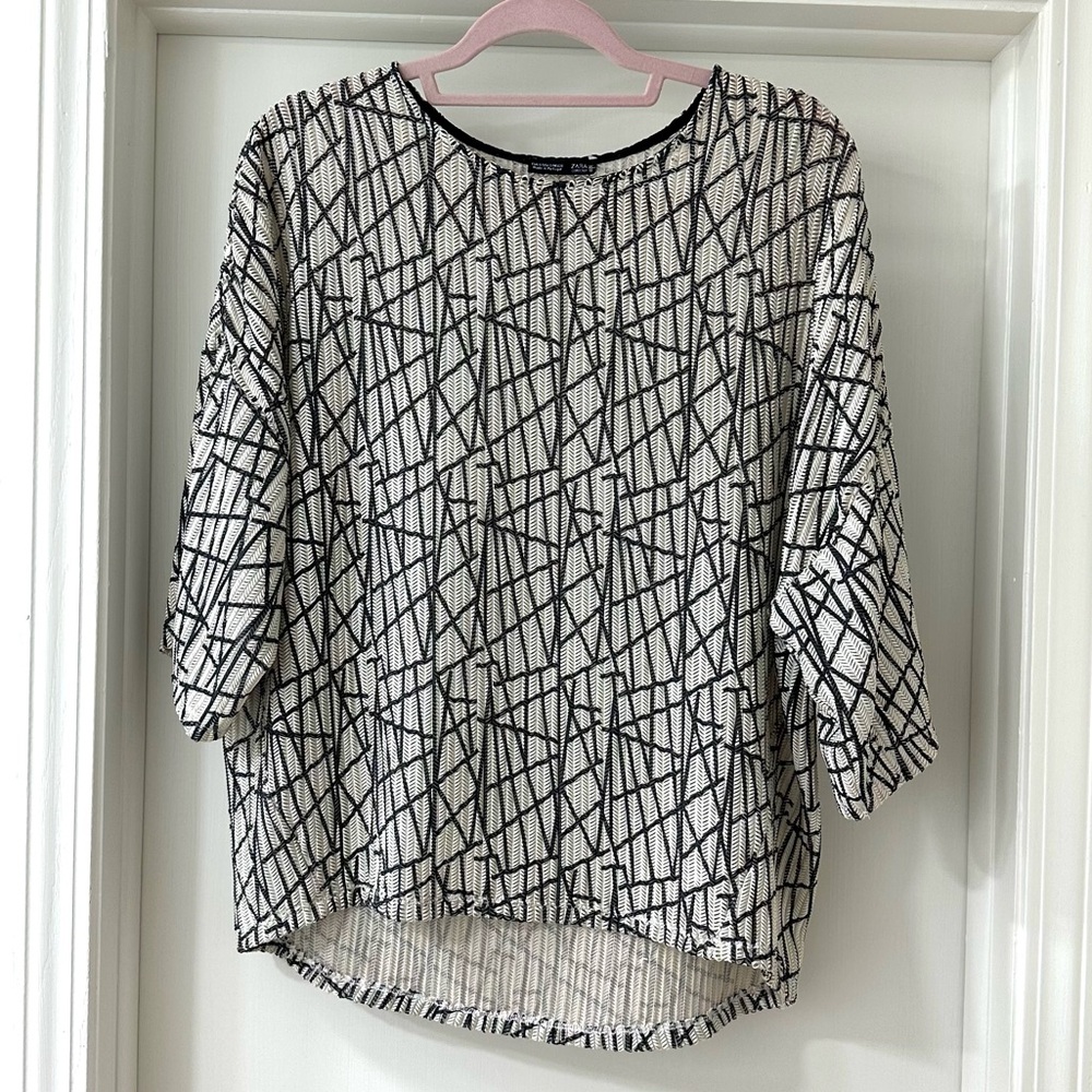 Zara White & Navy Geometric Oversized Blouse, Size S